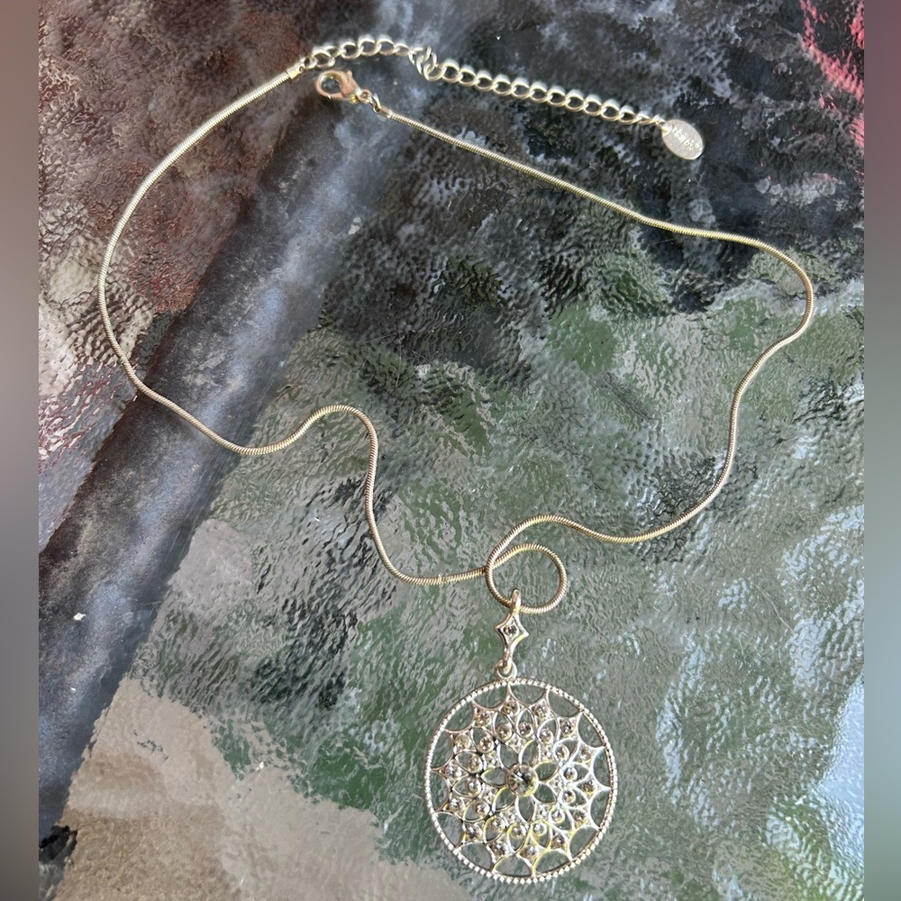 Claire’s | costume silver necklace with pendant